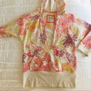 NWOT Floral V-neck Hoodie 5/$25